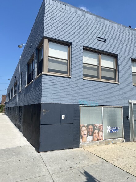 Primary Photo Of 1732 S Broad St, Philadelphia Medical For Lease