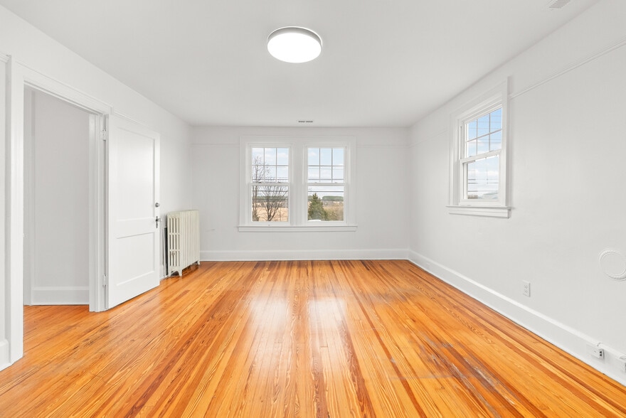 More Photos Of 15115 Forest Road, Forest Office For Lease