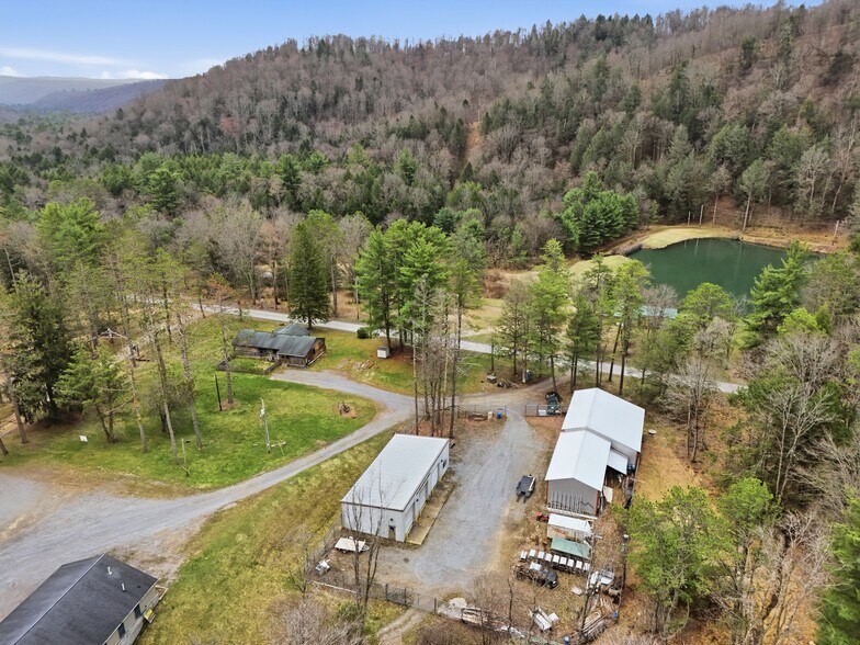 More Photos Of 89 Nolan Rd, Penfield General Retail For Sale