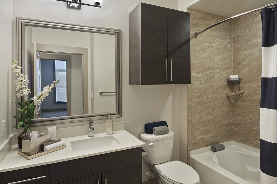 More Photos Of 1750 Camden Rd, Charlotte Apartments For Lease