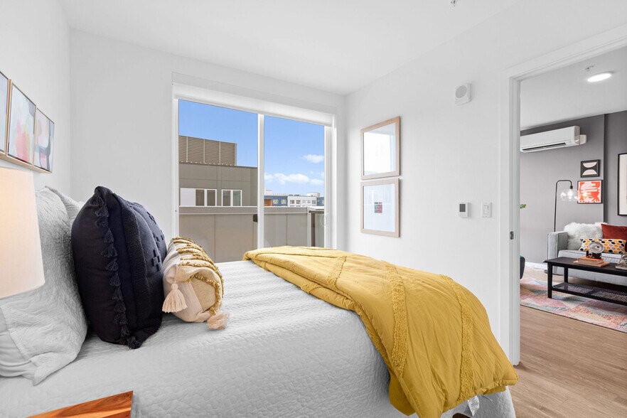 More Photos Of 2309 S Jackson St, Seattle Apartments For Lease