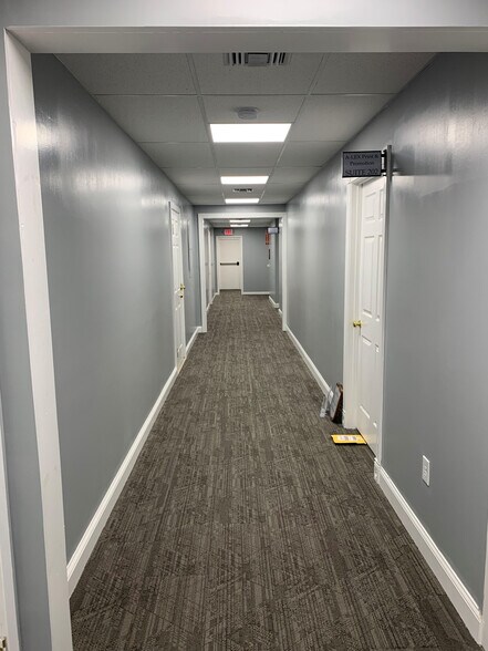 More Photos Of 100 Porter Rd, Pottstown Medical For Sale