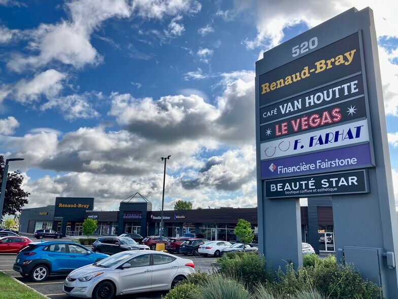 Primary Photo Of 520 Boul Saint-Joseph, Drummondville Storefront For Lease