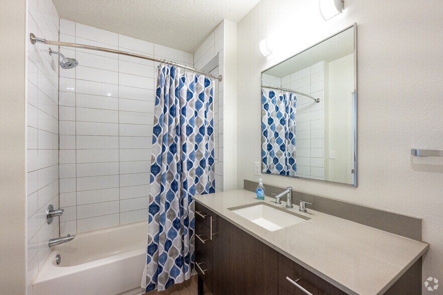 More Photos Of 1 Central Ave NW, Albuquerque Apartments For Sale