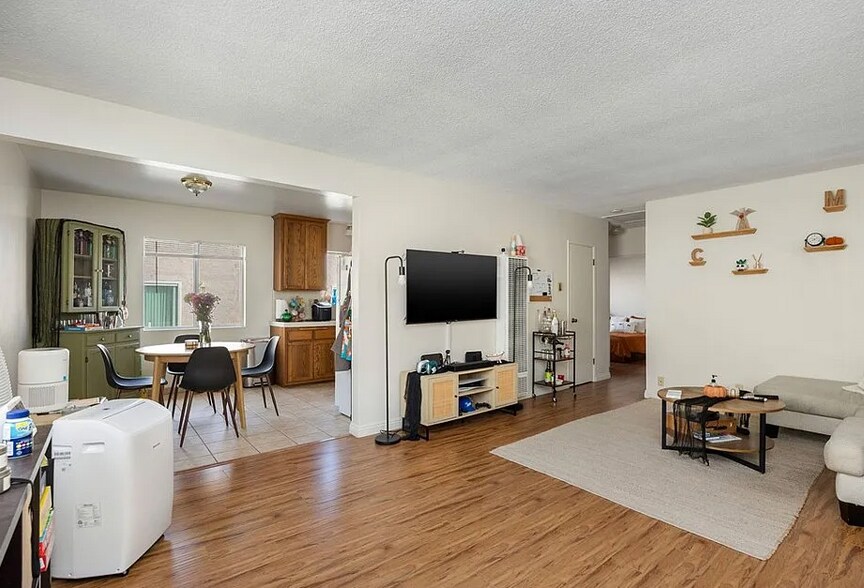 More Photos Of 2615 Rockefeller Ln, Redondo Beach Apartments For Sale
