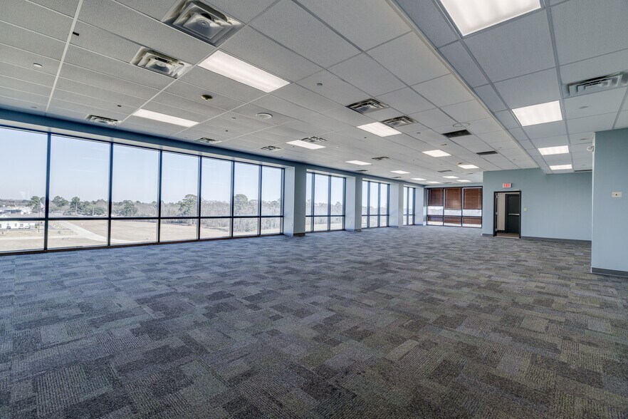 More Photos Of 2500 N 7th St, West Monroe Office For Lease