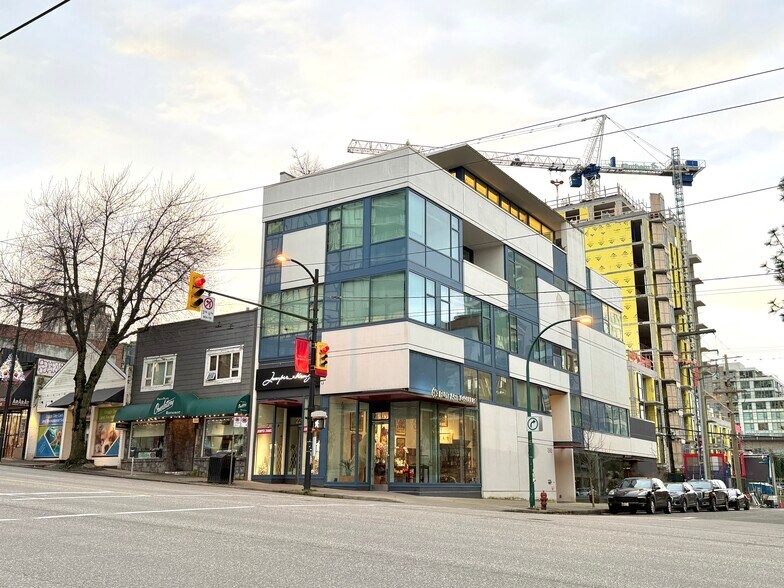 Primary Photo Of 2203 Granville St, Vancouver Apartments For Lease