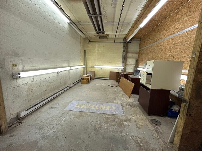 More Photos Of 198 George St, Beckley Research And Development For Lease