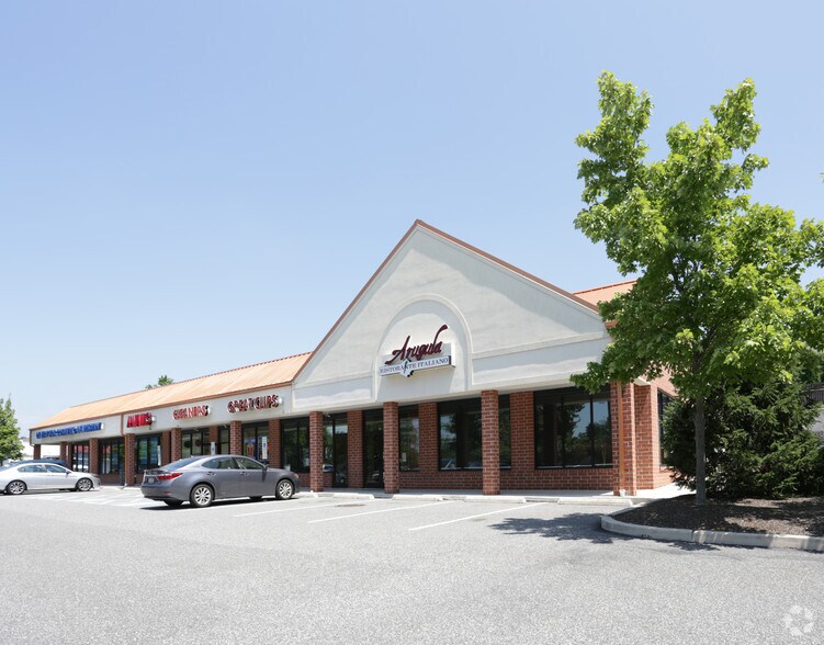 More Photos Of 275 Wilmington W Chester Pike, Chadds Ford Storefront For Lease