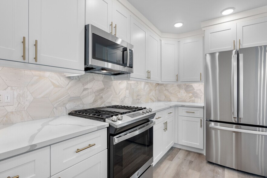 More Photos Of 1308 Snowberry Ln, Louisville Apartments For Sale