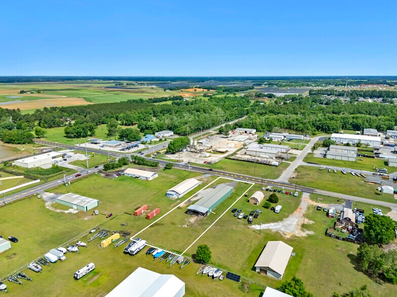 More Photos Of 18080 County Road 12 S, Foley Flex For Lease