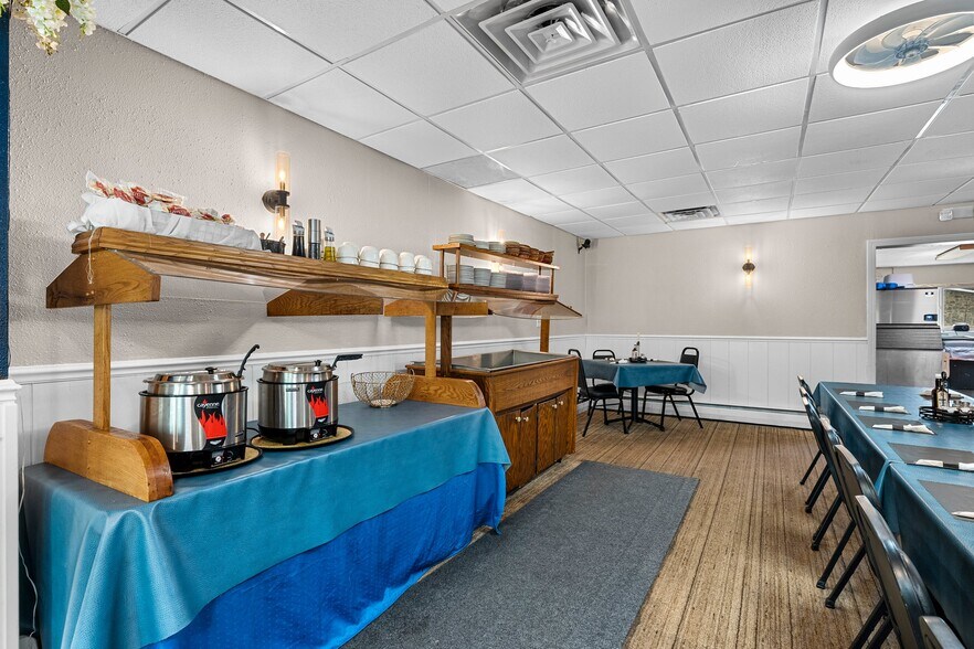 More Photos Of N12808 Northway Dr, Athelstane Restaurant For Sale