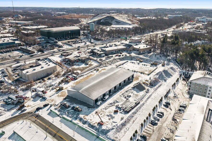 More Photos Of 128 Newbury St, Peabody Unknown For Lease