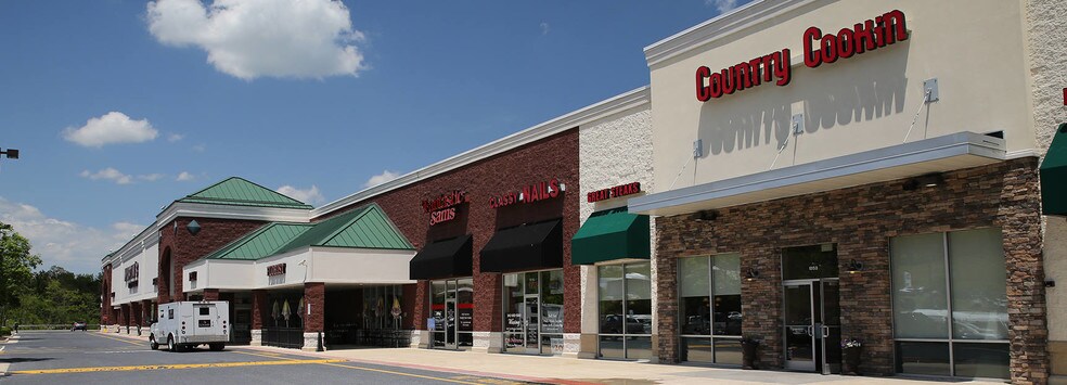 More Photos Of 1015 Richmond Ave, Staunton General Retail For Lease