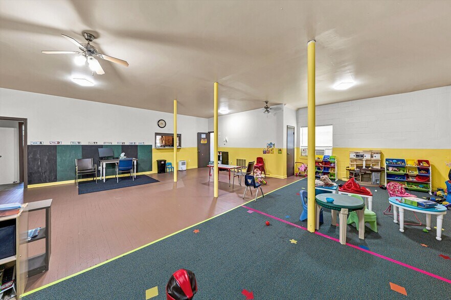 More Photos Of 2719 Colonial Ave SW, Roanoke Office For Sale