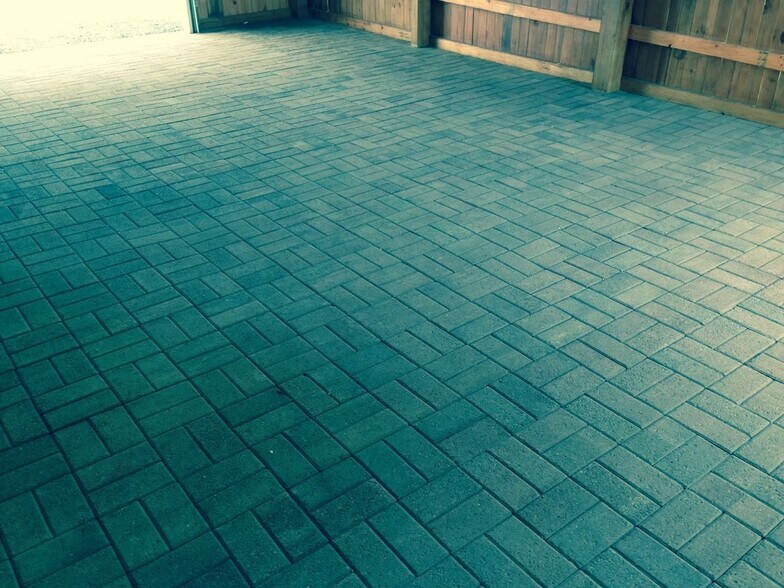 More Photos Of 130 E O'Hara St, Mc Donald Freestanding For Sale