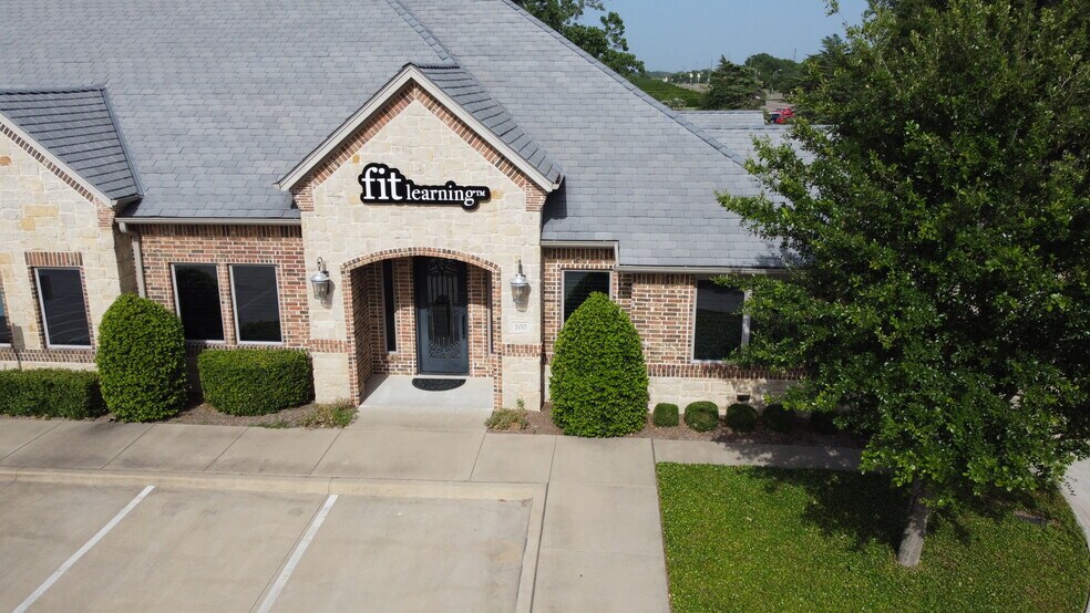 More Photos Of 1050 W Campbell Rd, Richardson Medical For Sale