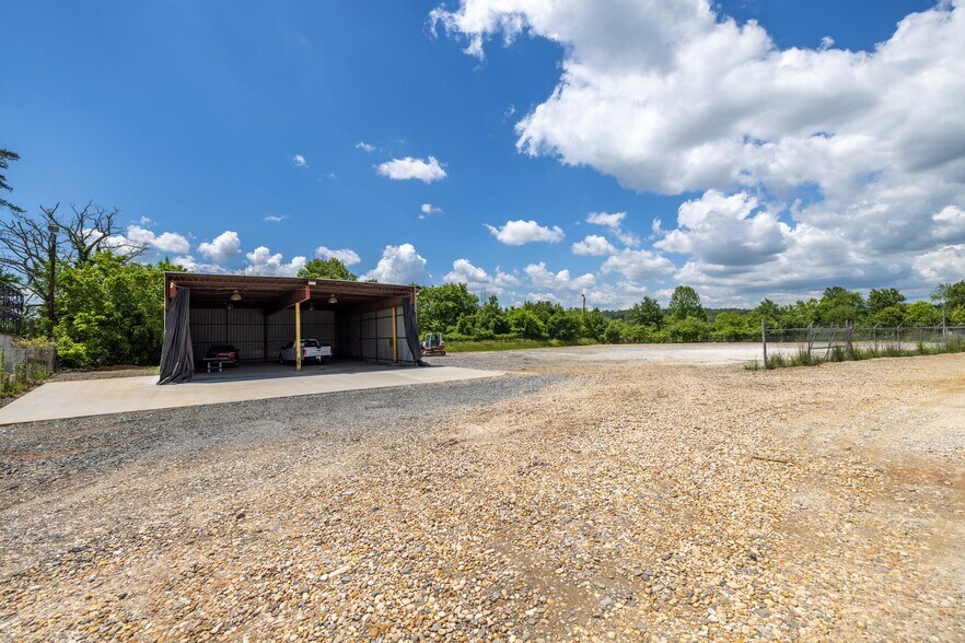 More Photos Of 5045 Hendersonville Rd, Fletcher Land For Lease