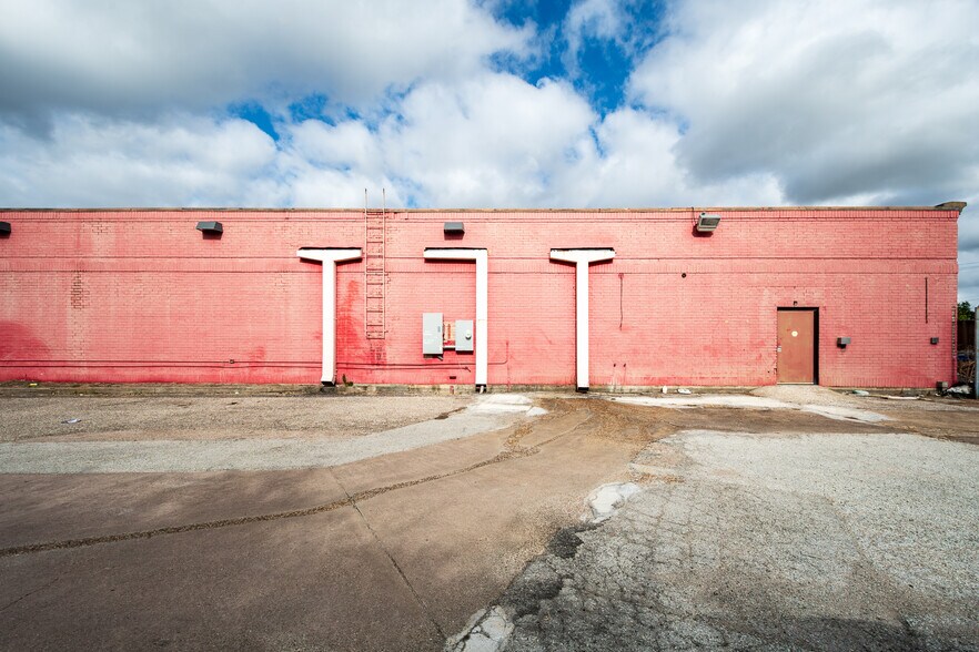 More Photos Of 11950 Kurland Dr, Houston Restaurant For Sale