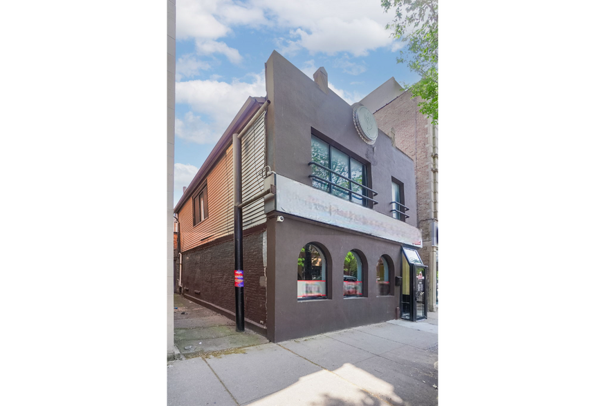 Primary Photo Of 1419 W Taylor St, Chicago Restaurant For Sale