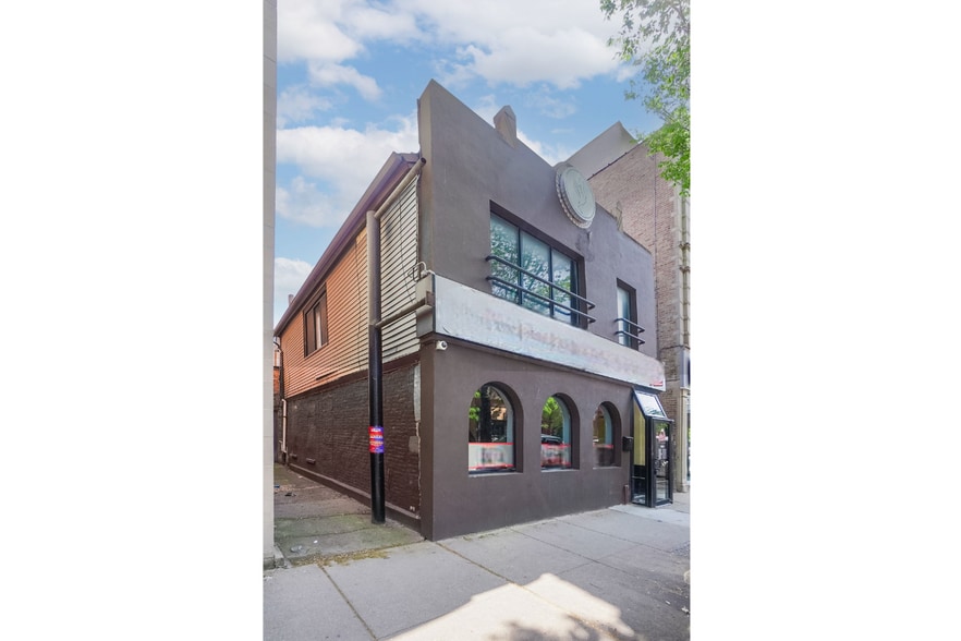 More Photos Of 1419 W Taylor St, Chicago Restaurant For Sale