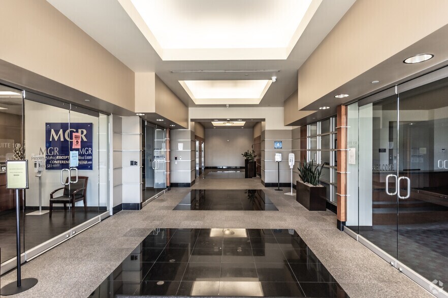 More Photos Of 3800 Concours, Ontario Office For Lease