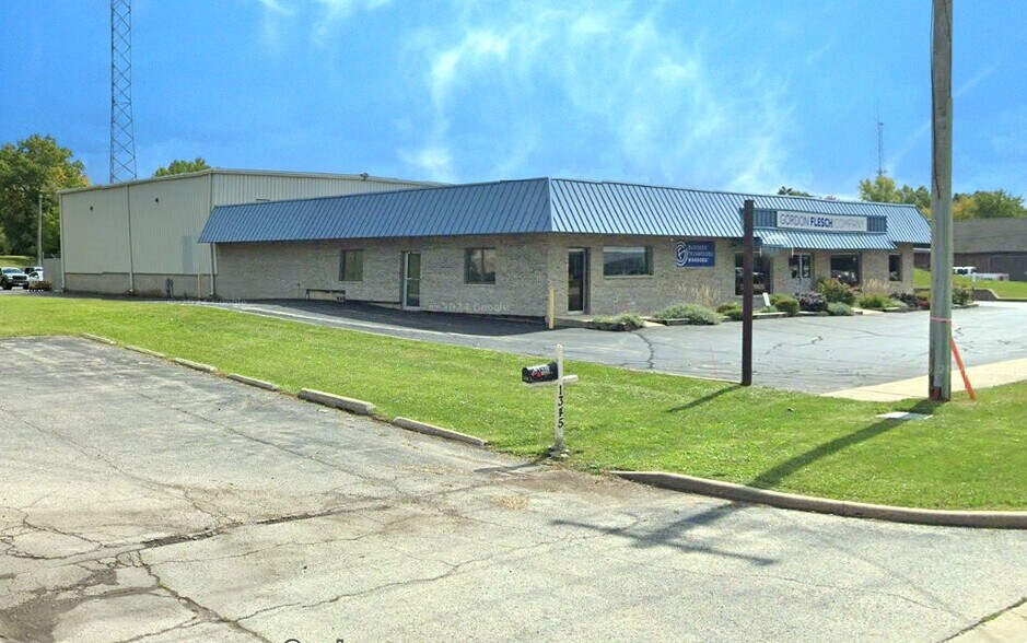 Primary Photo Of 1375 S Eastwood Dr, Woodstock Warehouse For Sale