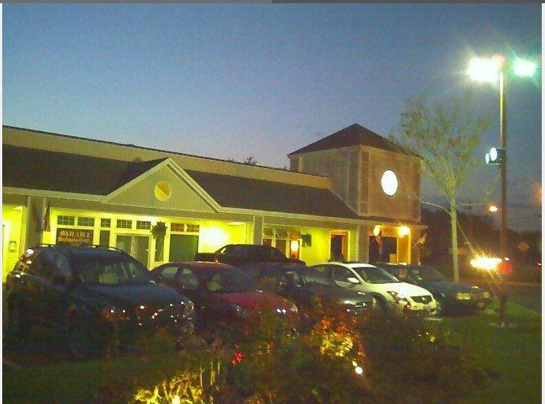 More Photos Of 1235 Wampanoag Trl, Riverside General Retail For Lease