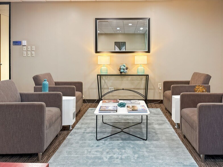 More Photos Of 9330 Lyndon B Johnson Fwy, Dallas Office For Lease