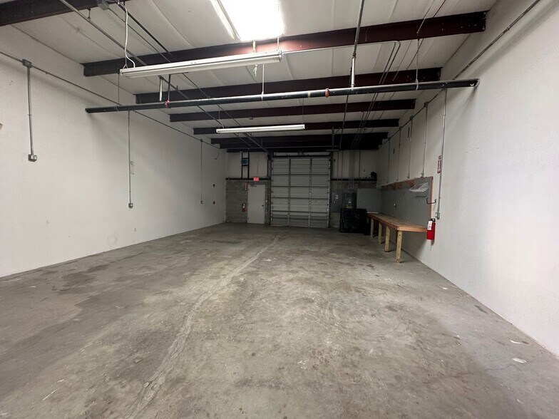 More Photos Of 188 Triple Diamond Blvd, Nokomis Warehouse For Sale