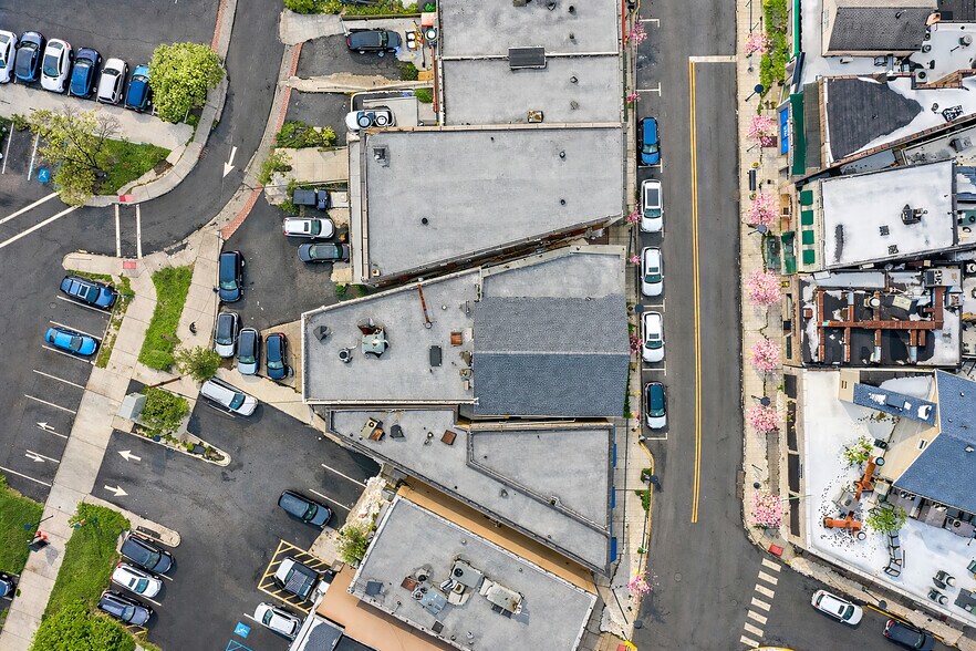More Photos Of 215 Main St, Fort Lee Office For Sale