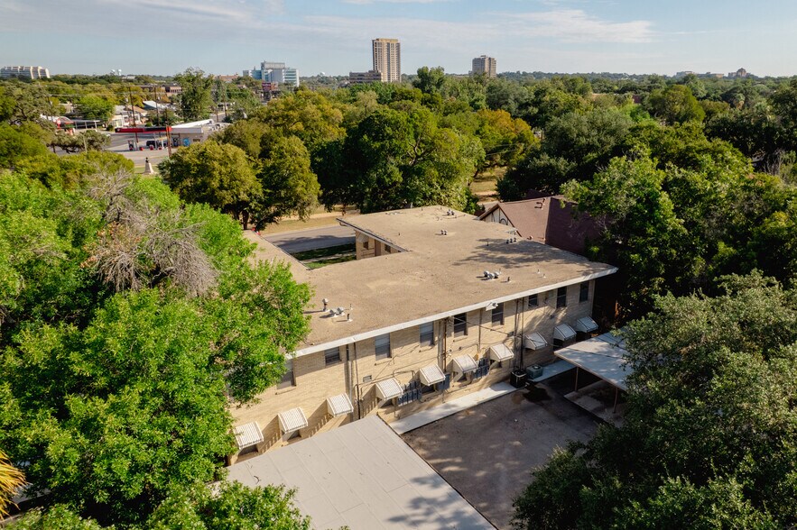 More Photos Of 118 Funston Pl, San Antonio Apartments For Sale