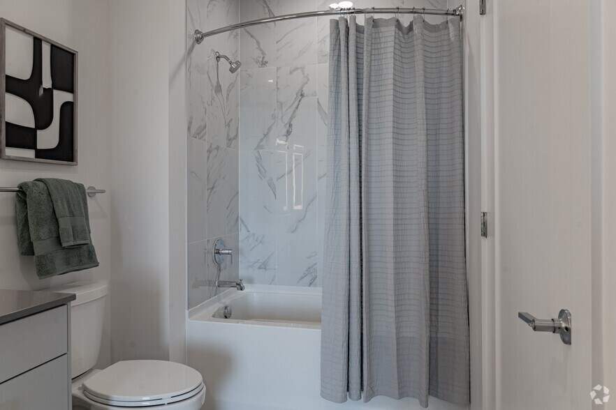 More Photos Of 1020 Hammell Dr, Raleigh Multifamily For Sale