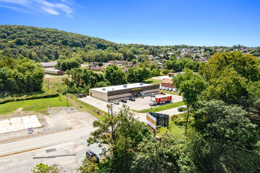 More Photos Of 2016 River Rd, North Apollo Convenience Store For Sale