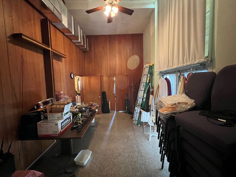 More Photos Of 911 Sunrise Blvd, Fort Pierce Religious Facility For Sale