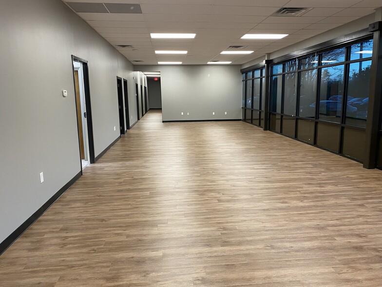 More Photos Of 11030 Jones Bridge Rd, Alpharetta Office For Lease