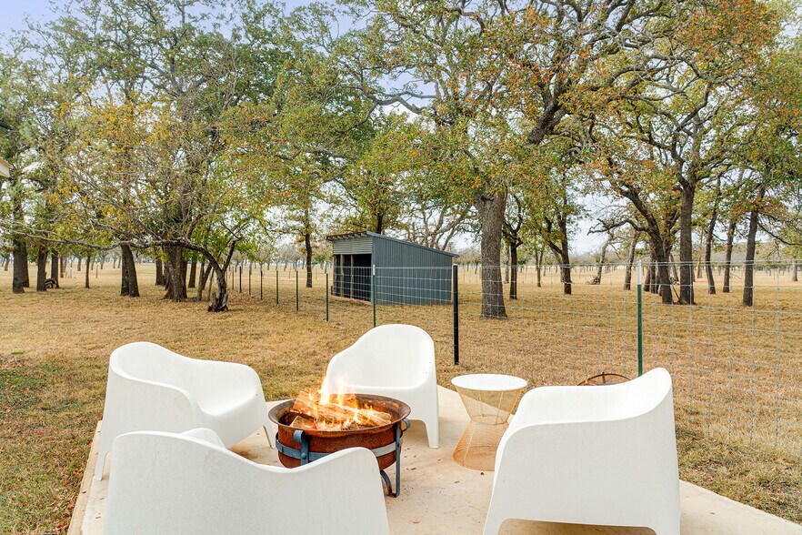 More Photos Of 67 Shaun Ln, Fredericksburg Apartments For Sale