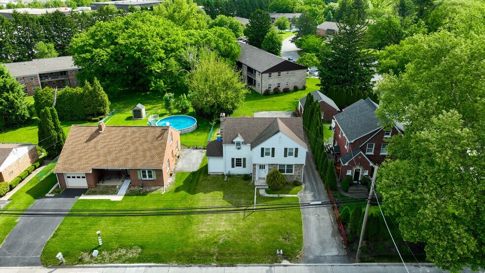 Primary Photo Of 79 Mt Zion Rd, York Office For Sale