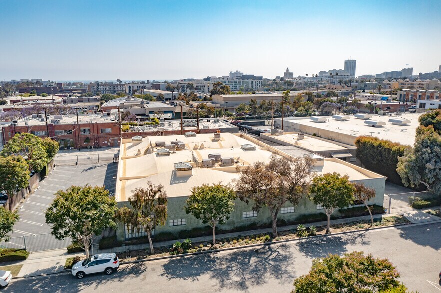 More Photos Of 1630-1638 12th St, Santa Monica Loft Creative Space For Sale