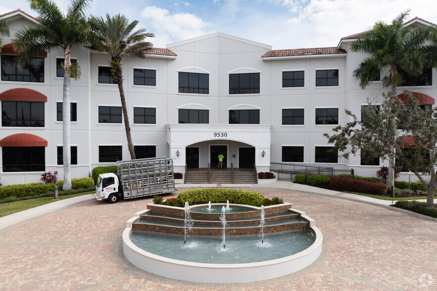 Primary Photo Of 9530 Marketplace Rd, Fort Myers Office For Lease