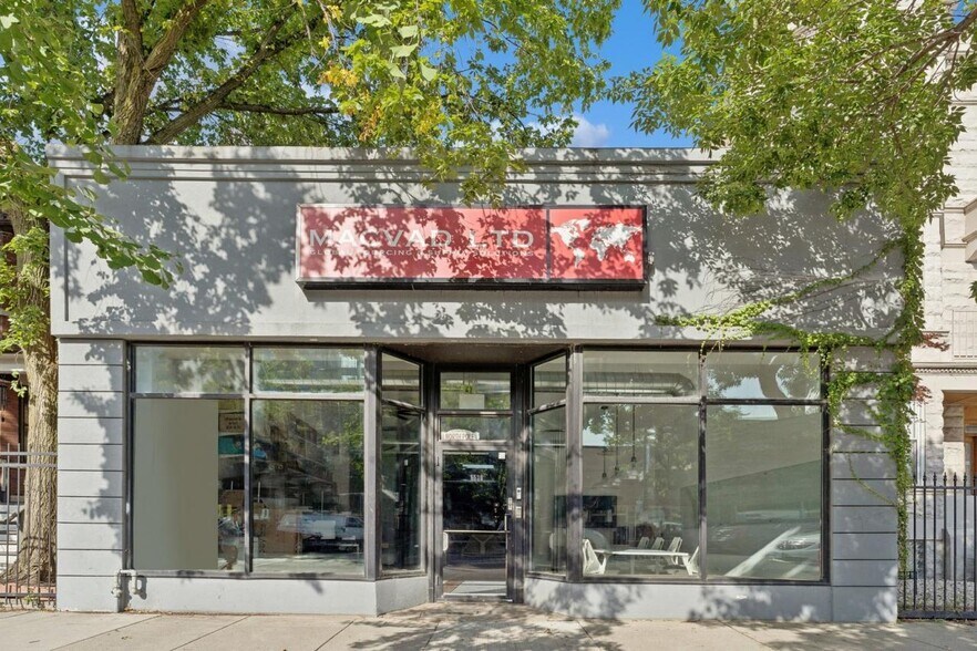 Primary Photo Of 5530 N Broadway St, Chicago Storefront Retail Office For Sale