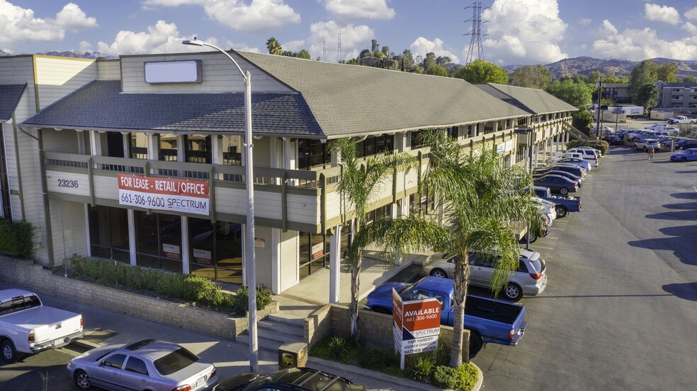 Primary Photo Of 23226-23238 Lyons Ave, Santa Clarita Unknown For Lease