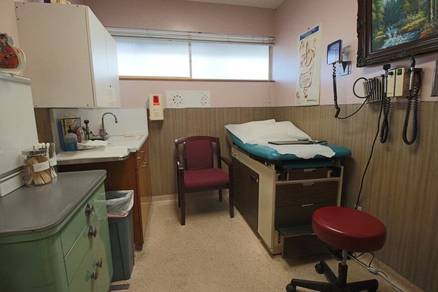 More Photos Of 4276 54th Pl, San Diego Medical For Lease