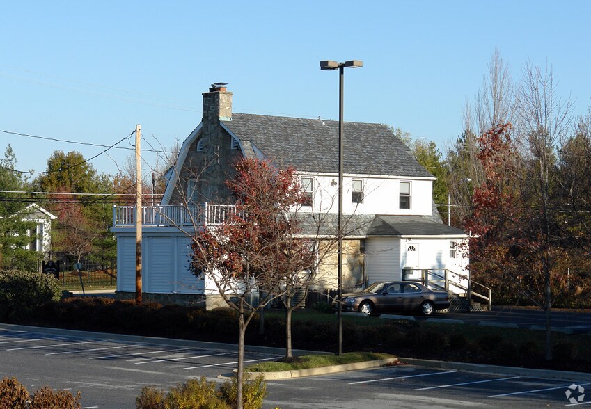 More Photos Of 27 Hooks Ln, Pikesville Office For Sale