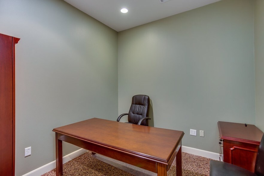 More Photos Of 403 Corporate Woods Dr, Magnolia Medical For Lease