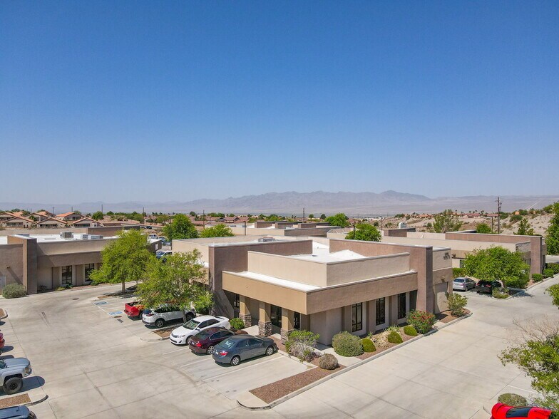 More Photos Of 2500 Canyon Rd, Bullhead City Medical For Lease