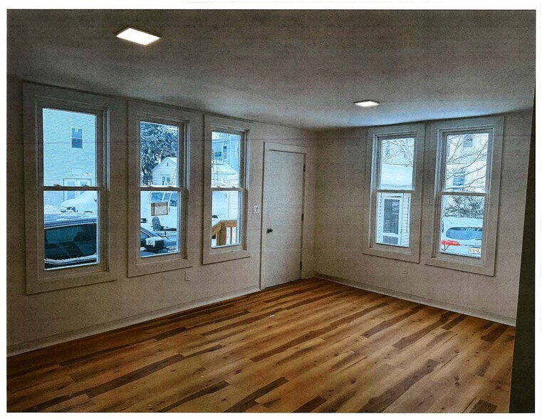 More Photos Of 113 Grant ave, Harrison Warehouse For Lease