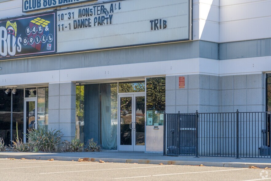 More Photos Of 9022 Pulsar Ct, Corona Light Distribution For Lease