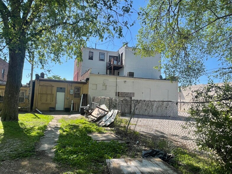 More Photos Of 7425-7429 S Broadway, Saint Louis Apartments For Sale