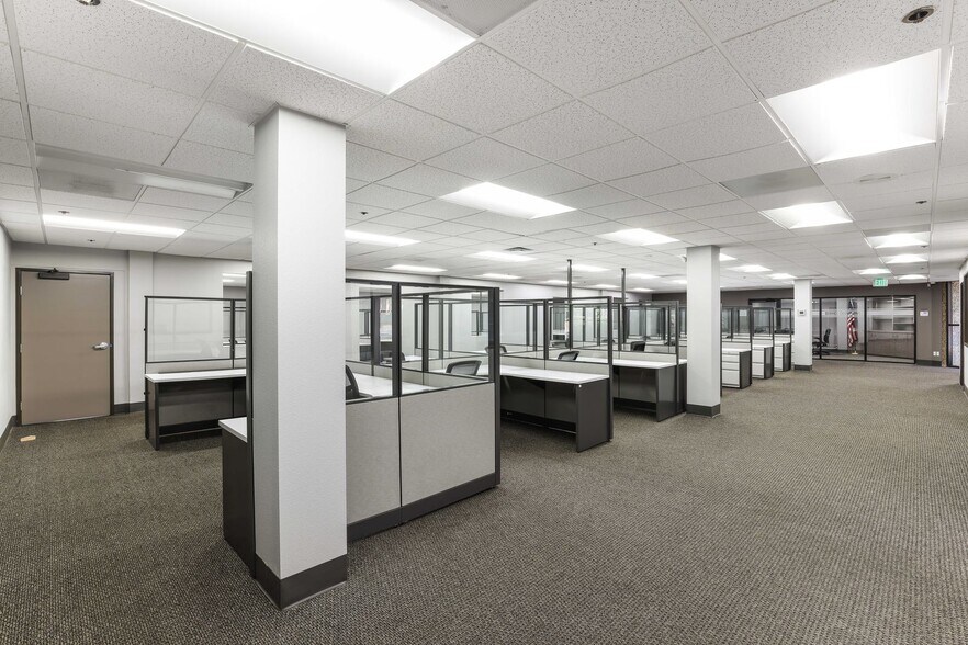 More Photos Of 3150 E Birch St, Brea Manufacturing For Sale